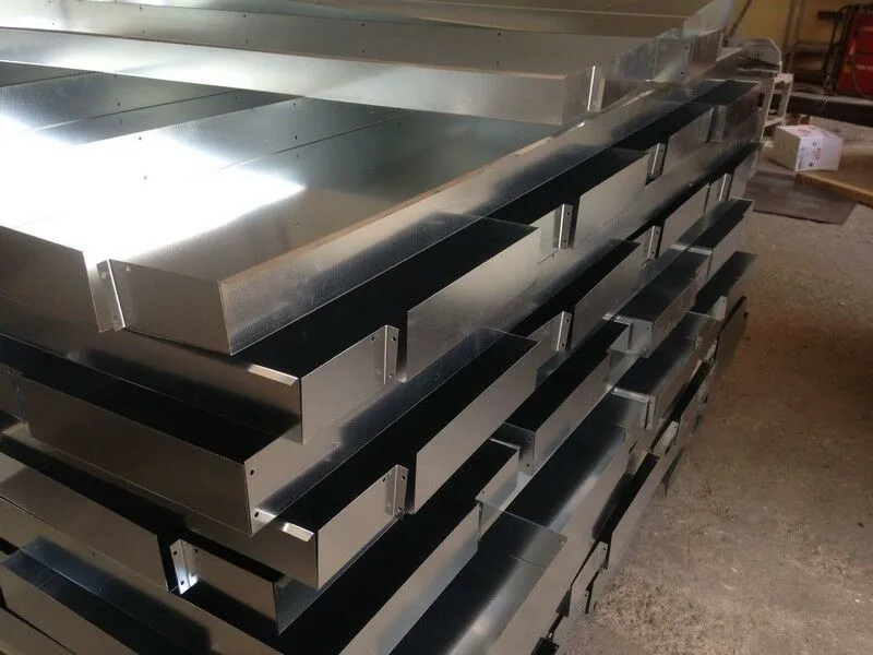 Längs gebogene Kantenstapel – optimiertes Materialhandling